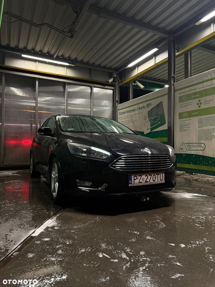 Ford Focus 1.0 EcoBoost Titanium - 1