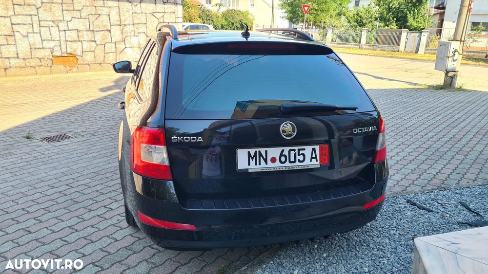 Skoda Octavia 2.0 TDI ELEGANCE - 27