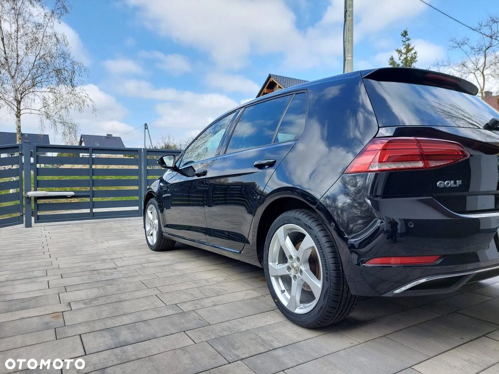 Volkswagen Golf 1.5 TSI BMT Evo IQ Drive - 35