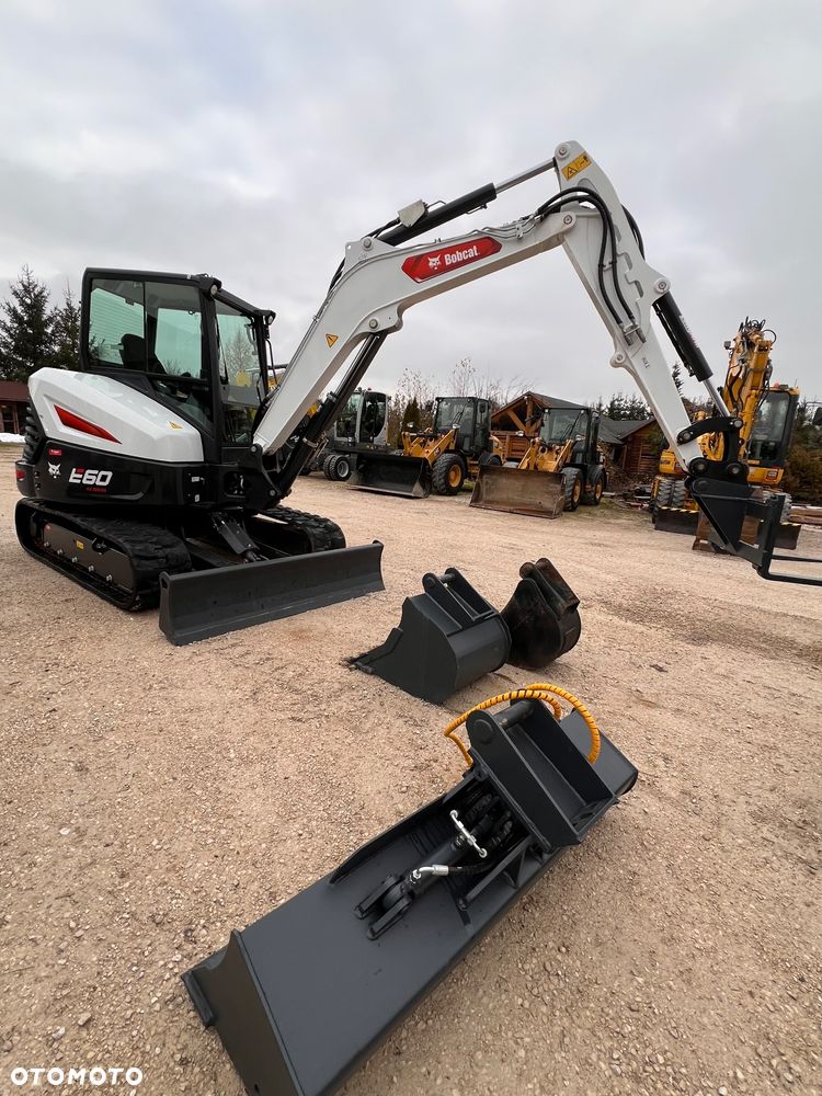 Bobcat Minikoparka BOBCAT E34 22r dodatk linie hydr e35 e 34 e35z cat 304 303,5 serwisowana 1 wł koparka gąsienicowa yanmar sanny Takeuchi Kubota 3,5tony - 21