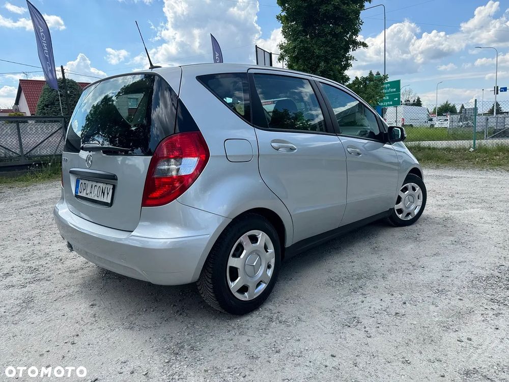 Mercedes-Benz Klasa A 160 BlueEFFICIENCY Elegance - 13