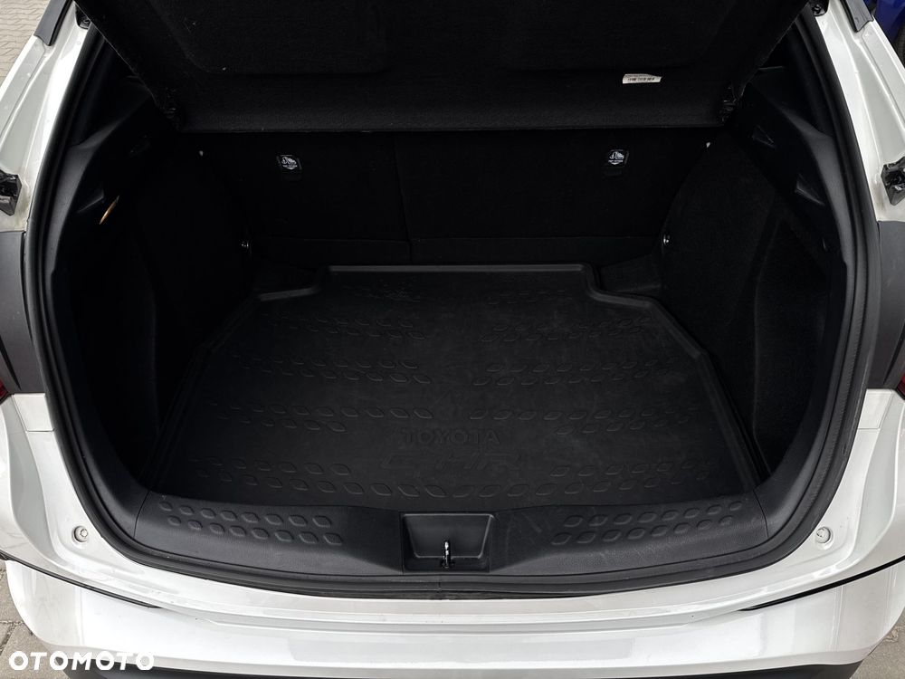 Toyota C-HR 1.8 Hybrid GPF GR Sport - 18