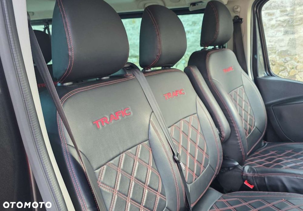 Renault Trafic - 22
