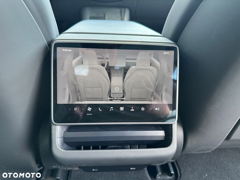 Tesla Model 3 - 16