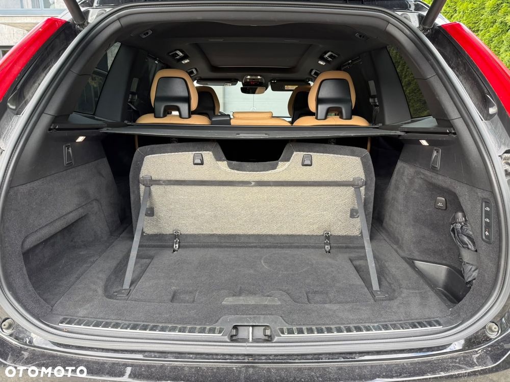 Volvo XC 90 B5 D AWD Inscription - 24