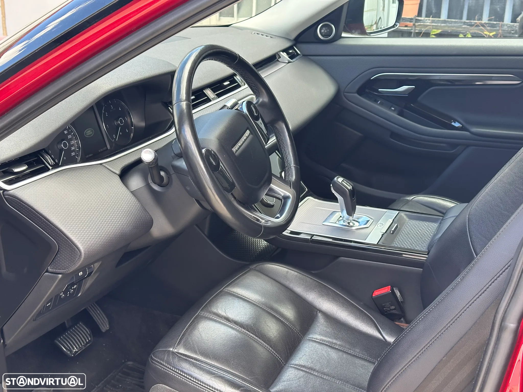 Land Rover Range Rover Evoque 2.0 D150 AWD R-Dynamic S Auto - 8