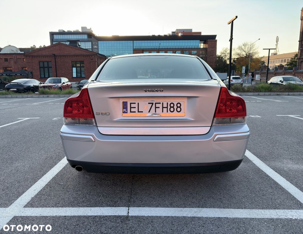 Volvo S60 2006 photo 2