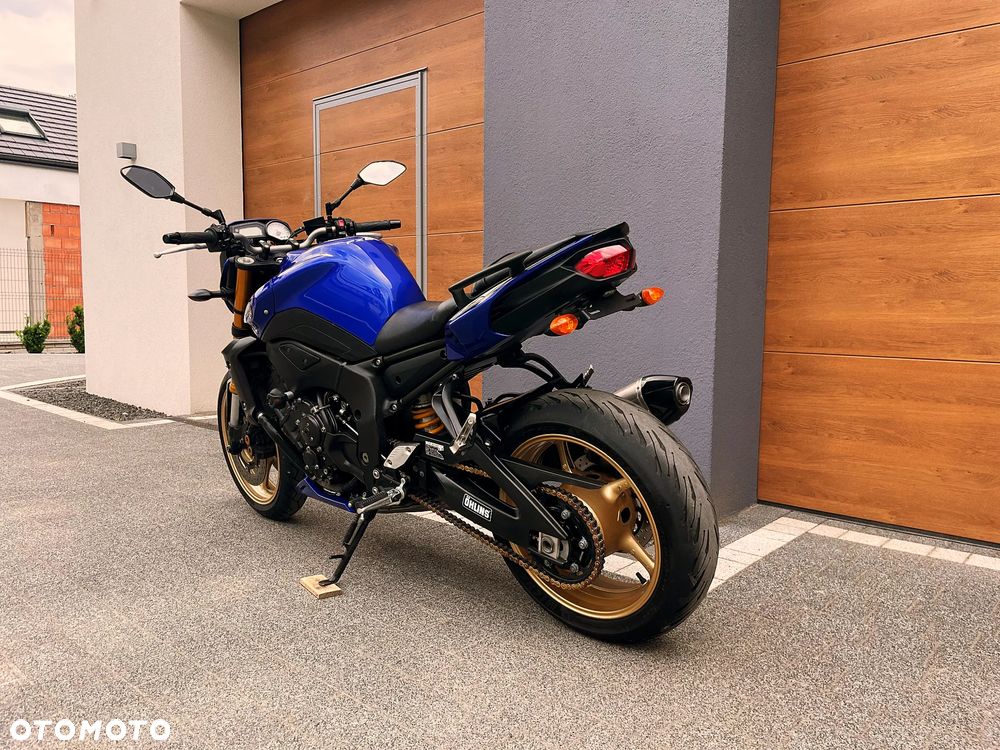 Yamaha FZ8 - 6
