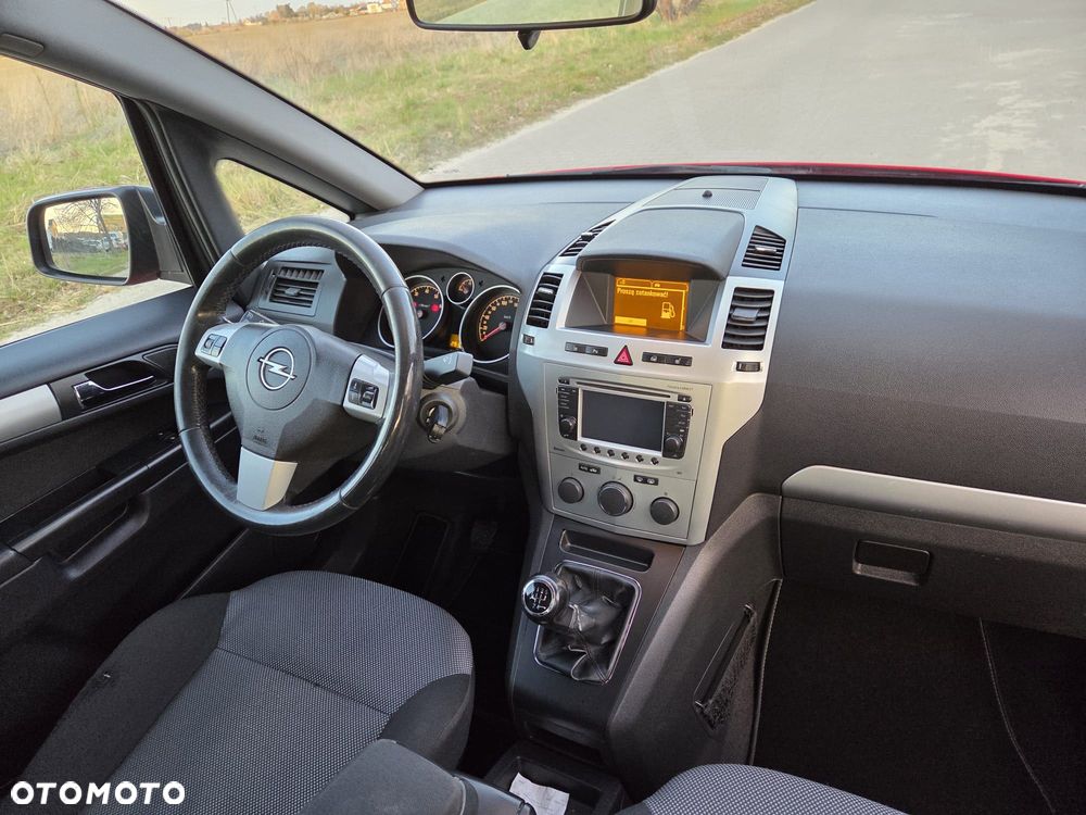 Opel Zafira - 7