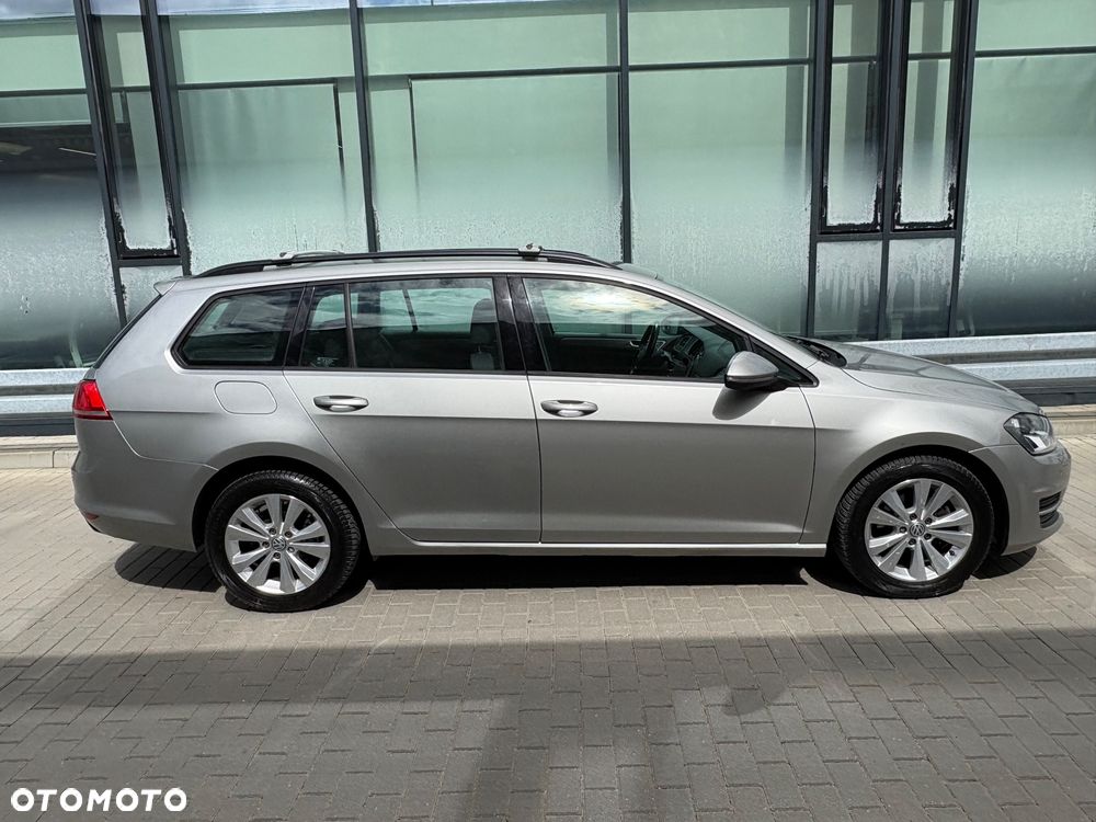 Volkswagen Golf 1.6 TDI Trendline - 5