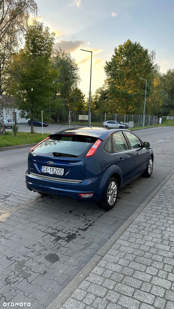 Ford Focus 2.0 Ghia EU5 - 15