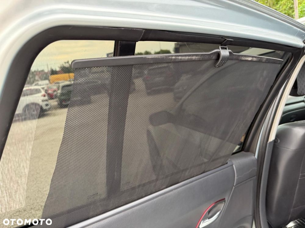 Renault Laguna Grandtour 2.0 Etoile - 20