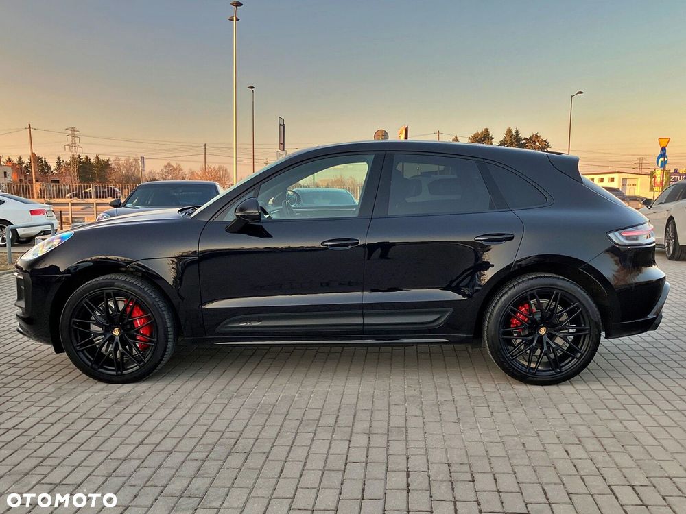 Porsche Macan - 3