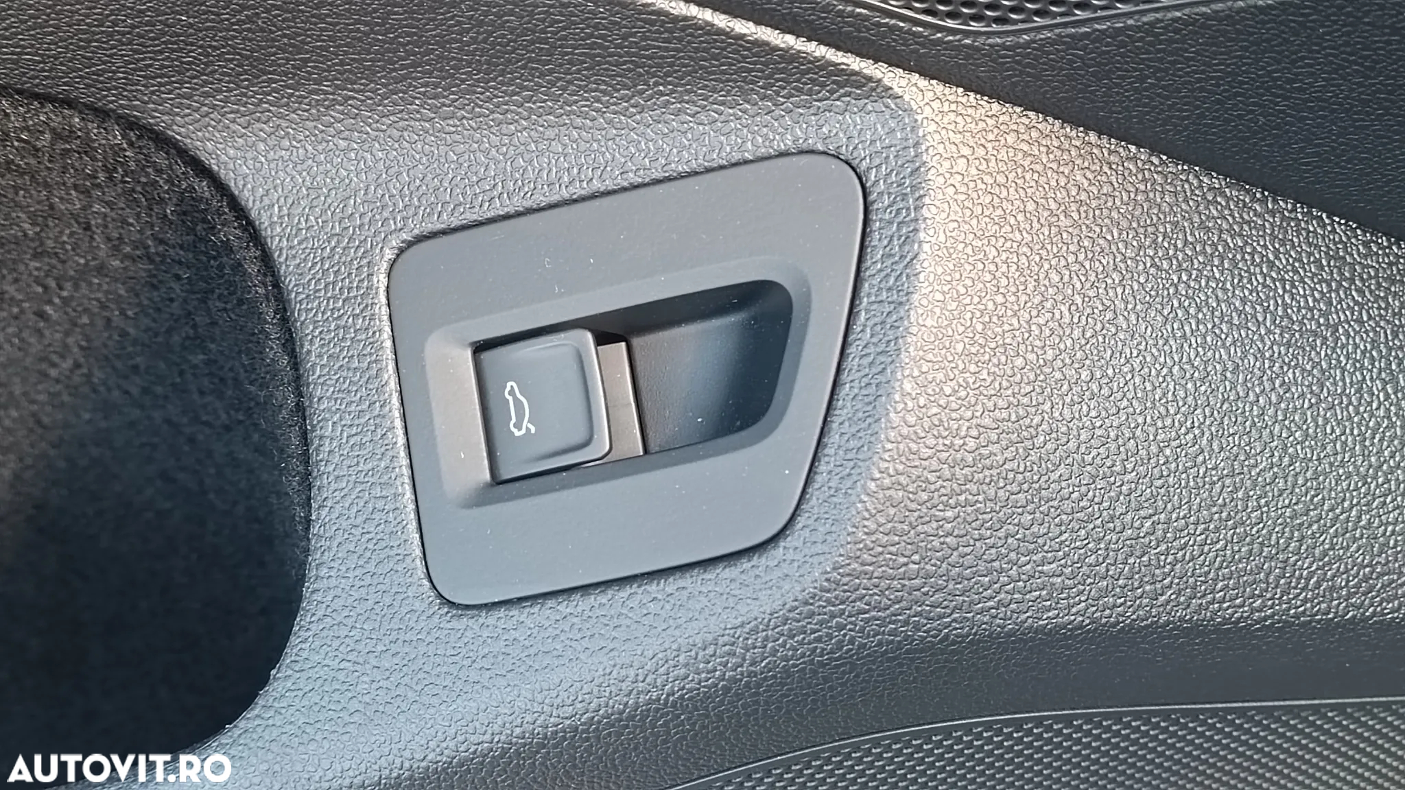 Volkswagen Passat Variant 2.0 TDI DSG Business - 13