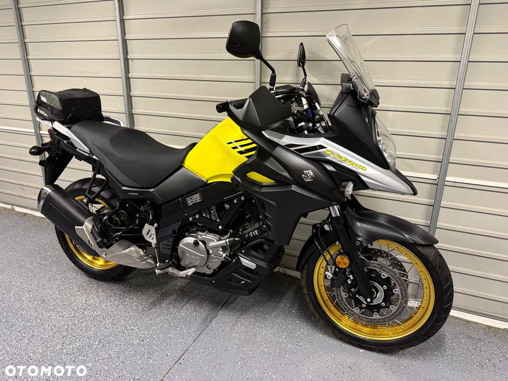 Suzuki V-STROM - 1