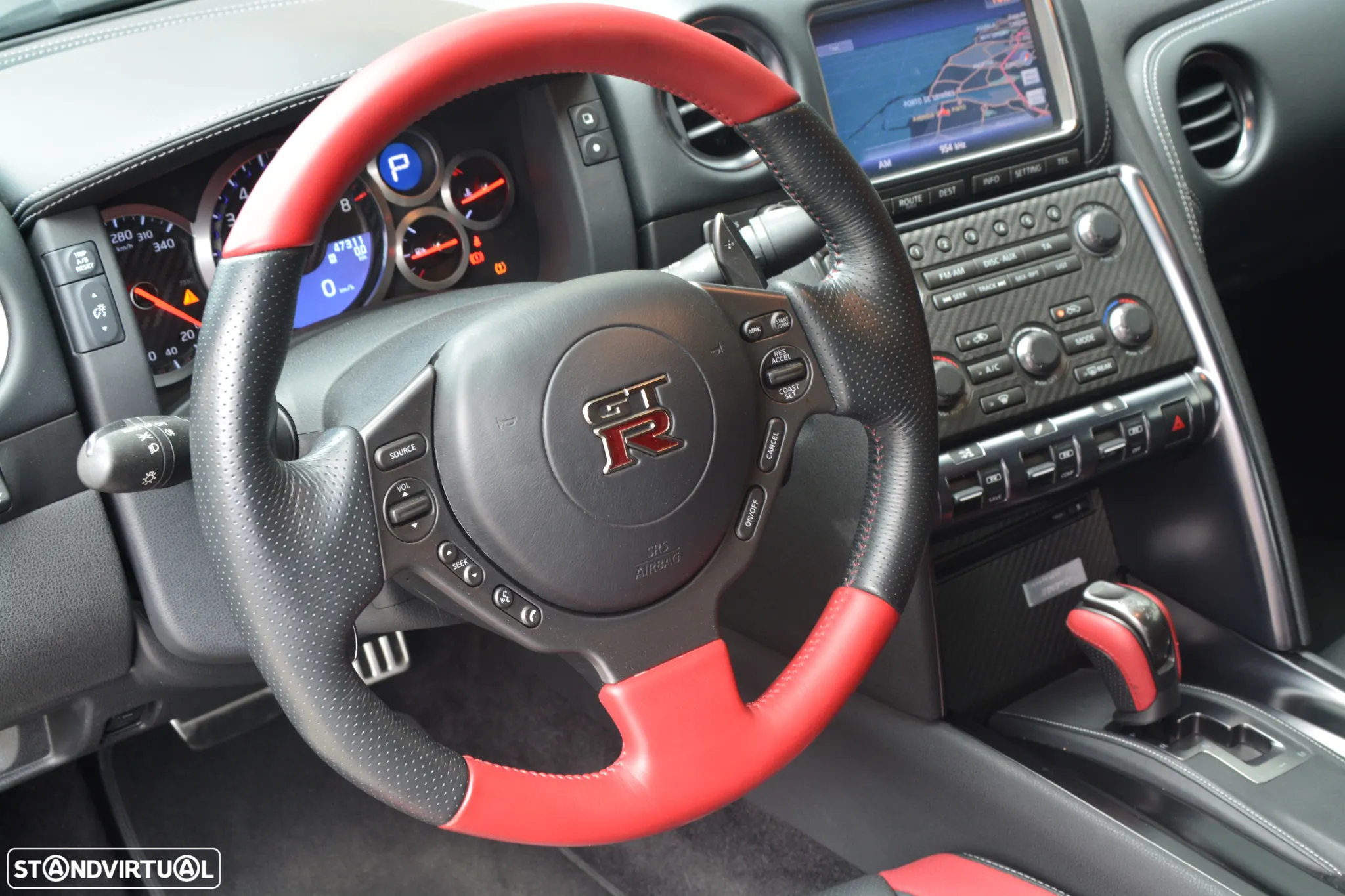 Nissan GT-R 3.8 V6 Black Edition - 25