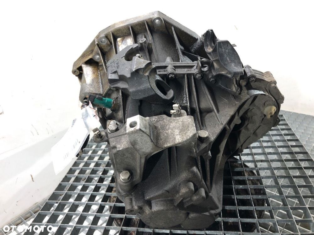 SKRZYNIA BIEGÓW - 586.00 PLN - RENAULT MEGANE III liftback (BZ0/1_, B3_) 2008 - 2022 1.6 16V (BZ1B, - 3