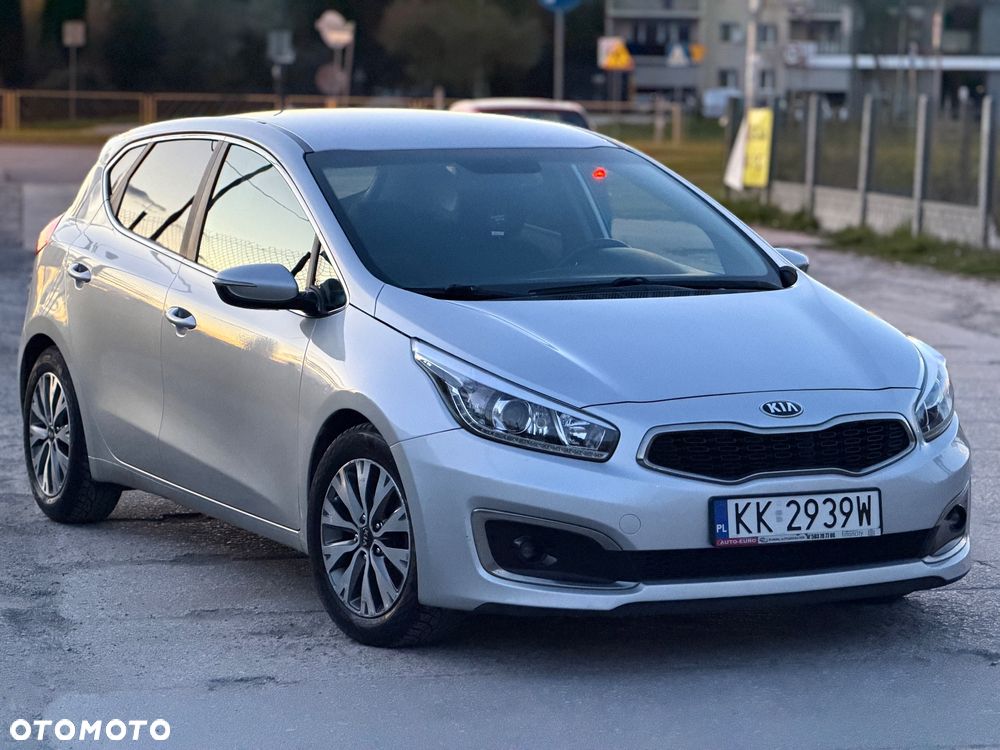 Kia Ceed 1.6 CRDi L - 4