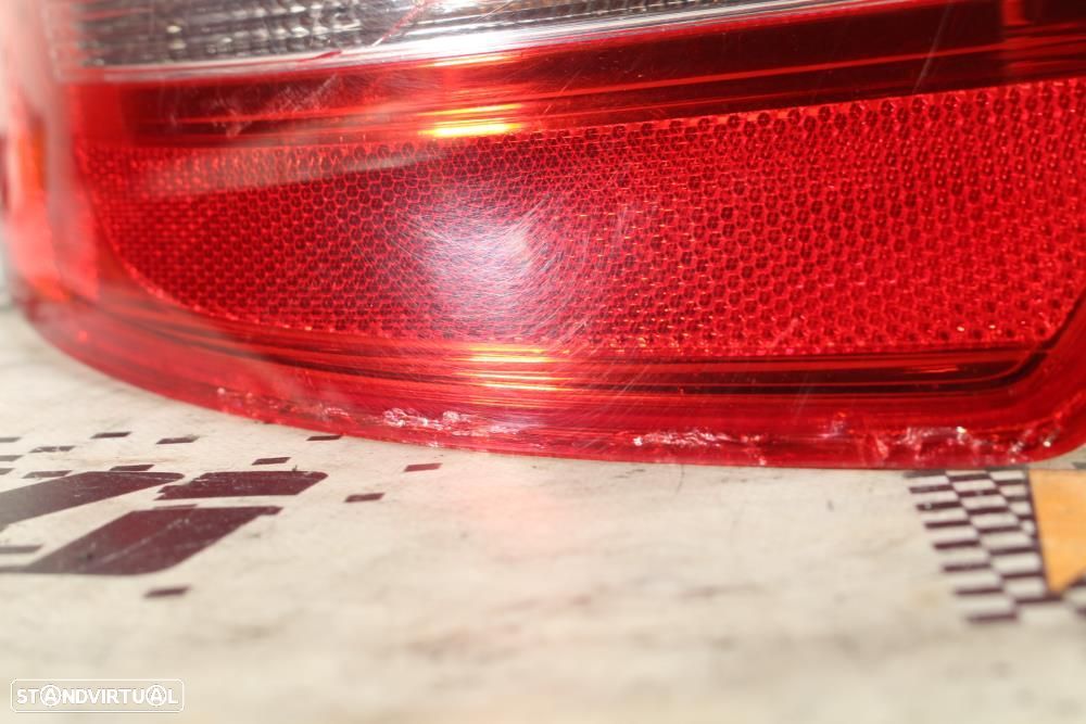 Farolim Esquerdo Audi A3 Sportback (8Pa)  8P4945095e / Chassi Condutor - 4