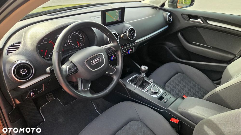 Audi A3 Sportback - 18