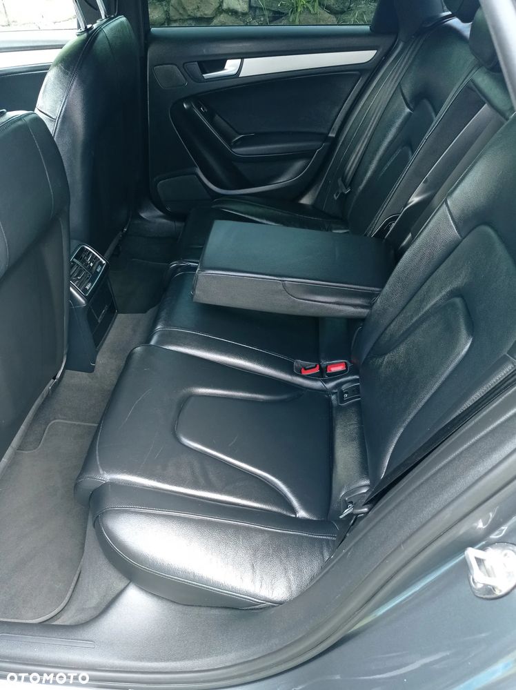 Audi A4 Limousine 2.0 TDI DPF clean diesel multitronic S line Sportpaket - 16
