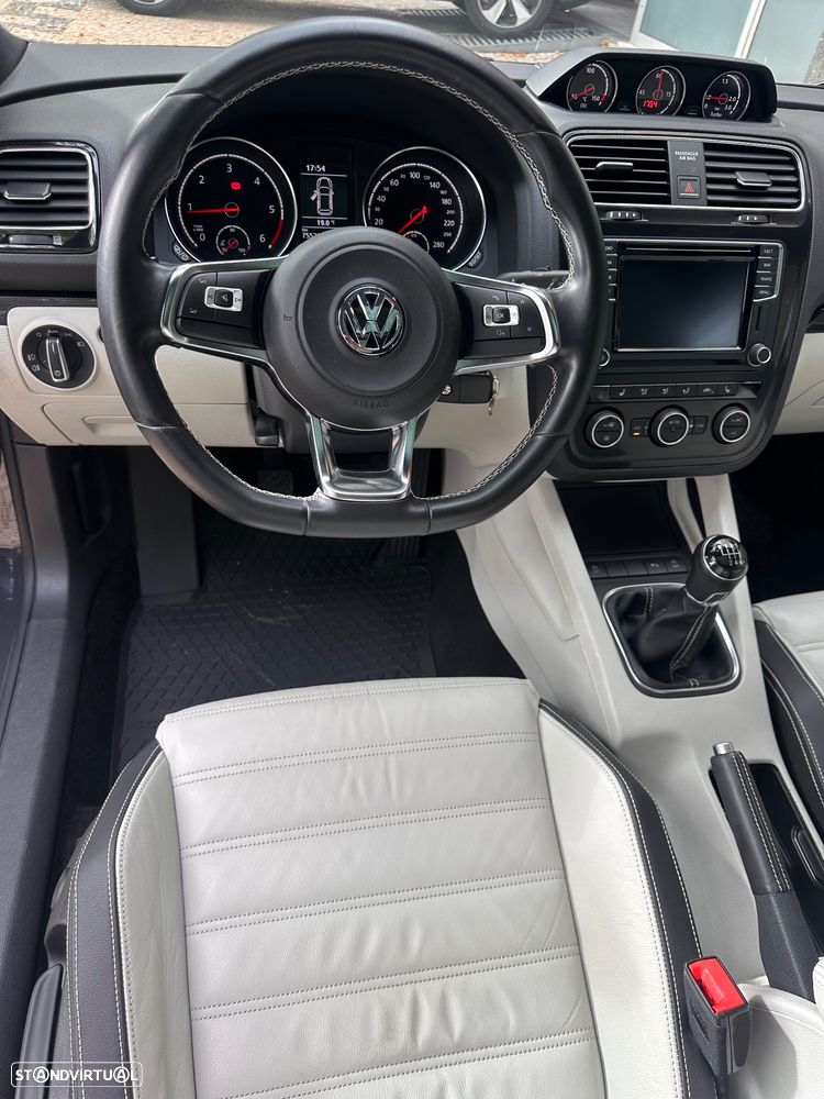 VW Scirocco 2.0 TDI Sport - 11