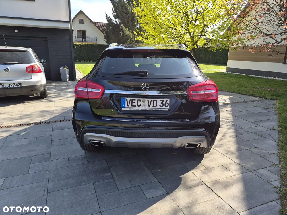 Mercedes-Benz GLA 200 AMG Line - 21