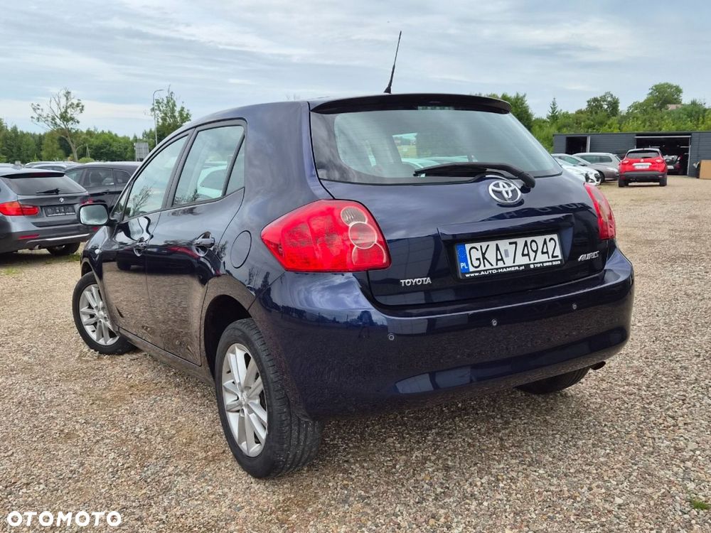 Toyota Auris 1.6 VVT-i Team - 4