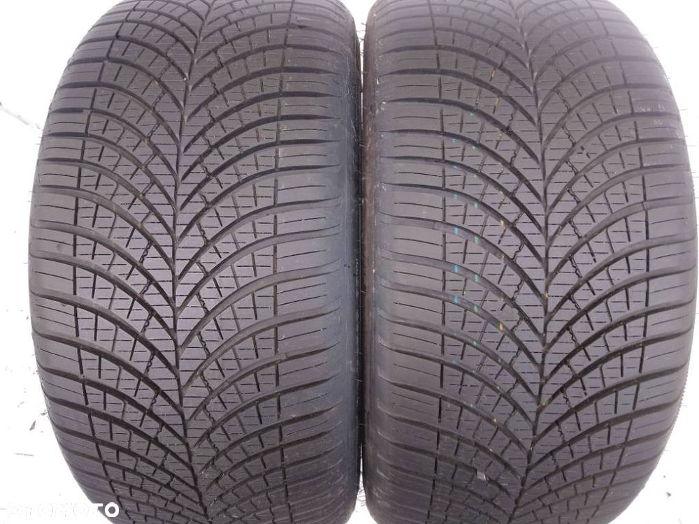 Goodyear Vector 4season GEN-3 245/35 R20 95W 2024 2025 - 1