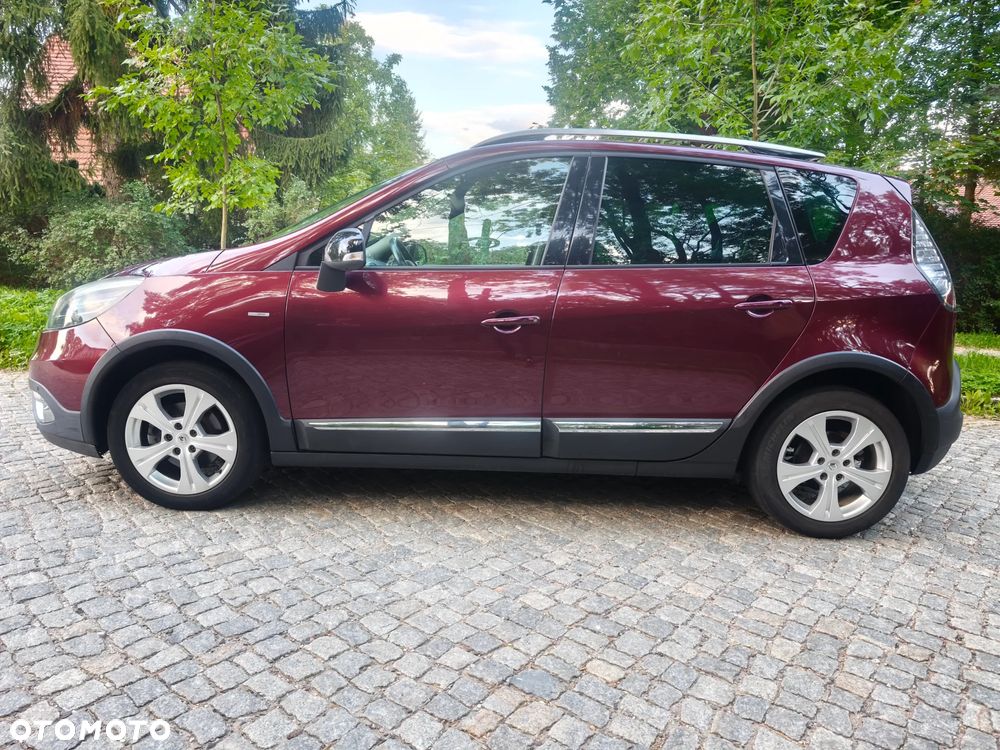 Renault Scenic Energy TCe 130 S&S Xmod Bose Edition - 11
