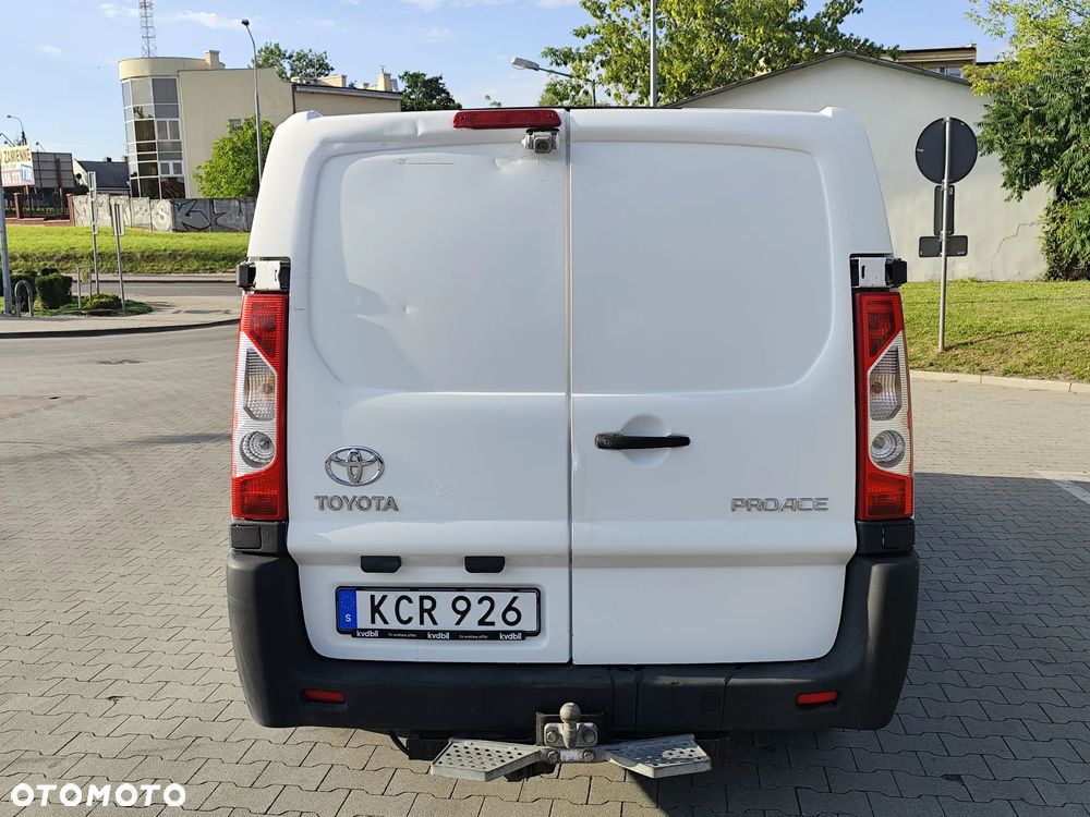 Toyota proace - 10