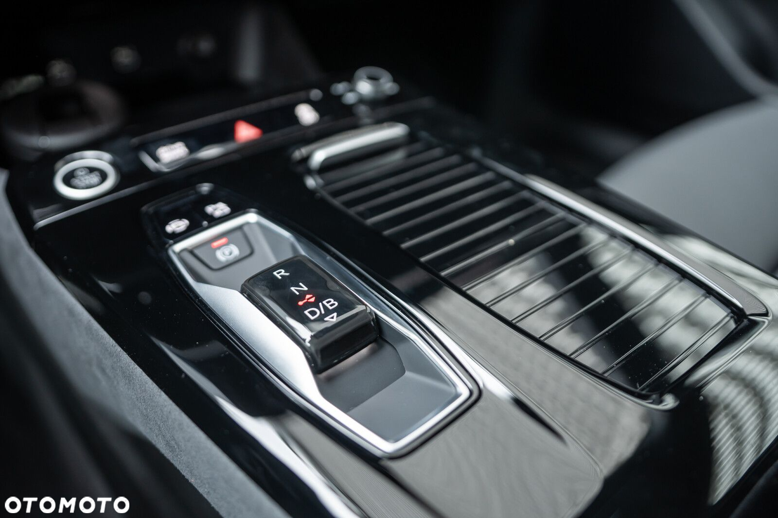 Audi A6 Sportback e-tron - 16