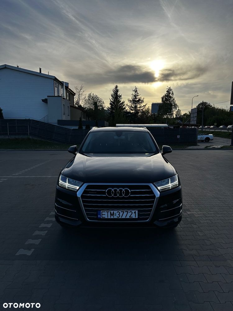Audi Q7 - 12