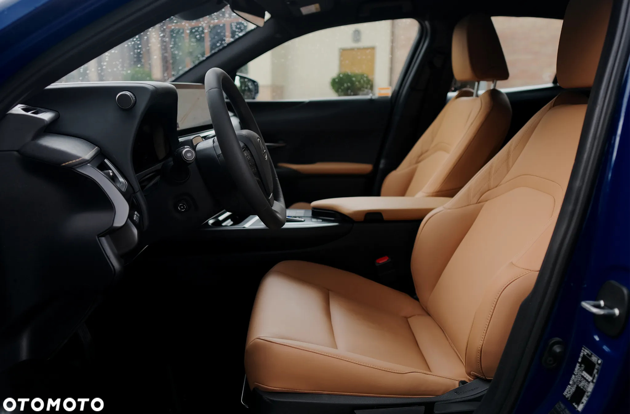 Lexus UX - 23