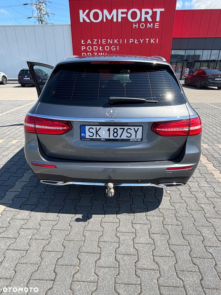 Mercedes-Benz Klasa E 220 d 4-Matic AMG - 6