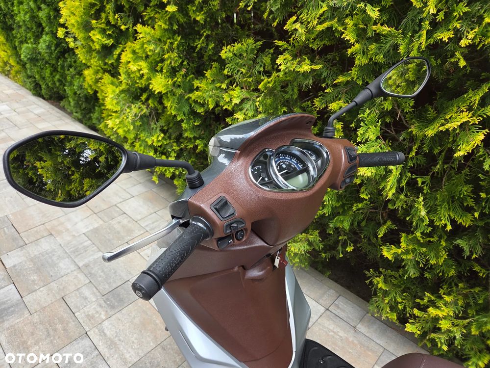 Piaggio Medley - 10