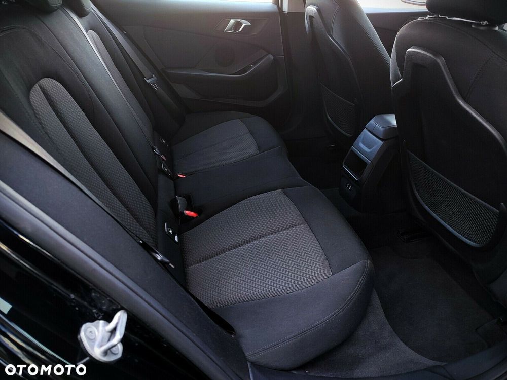 BMW Seria 1 118i Advantage - 12