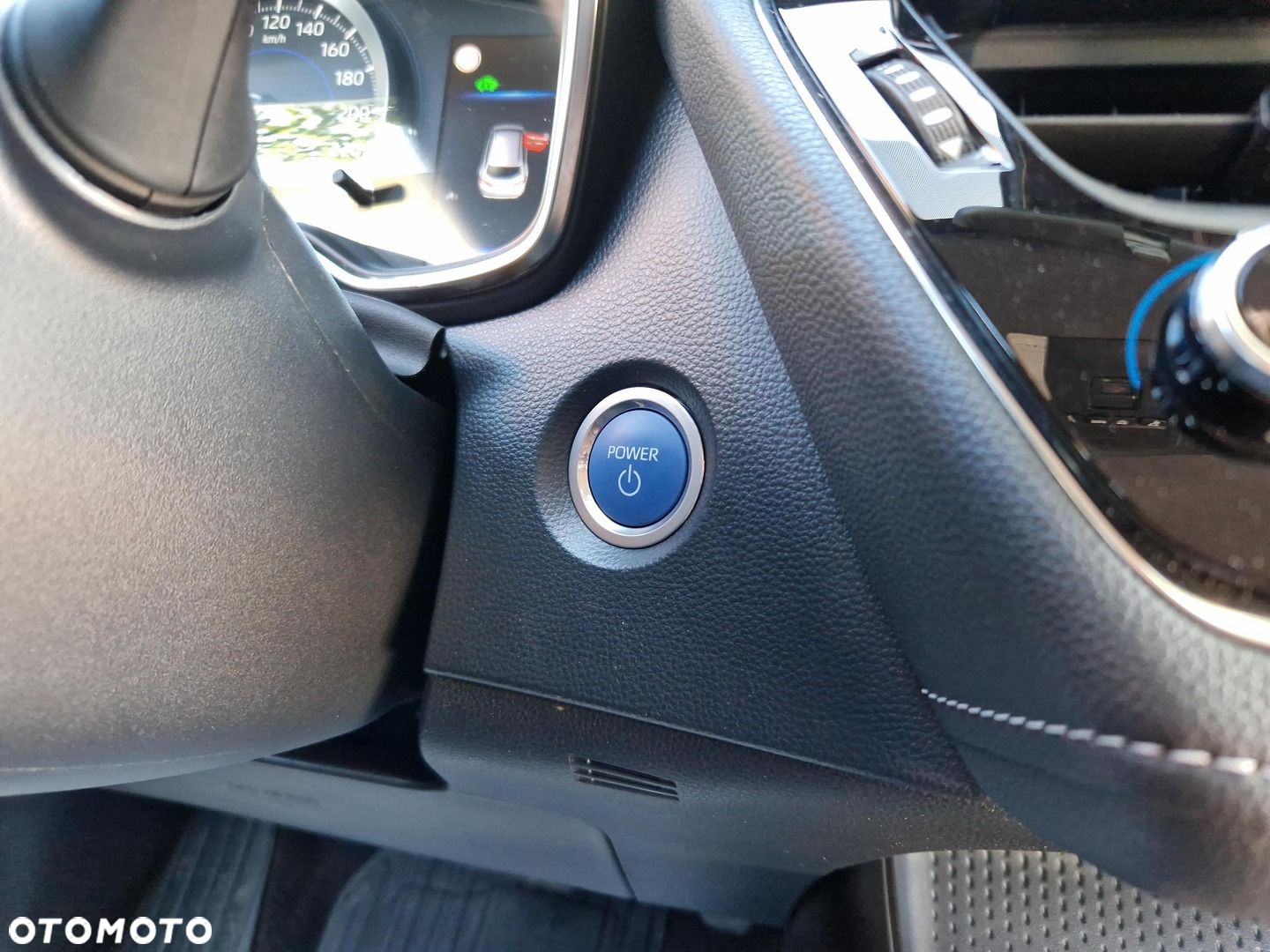 Toyota Corolla - 25