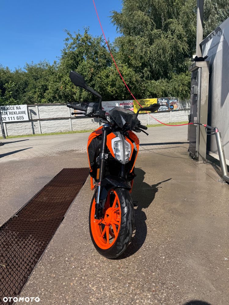 KTM Duke 390 - 2