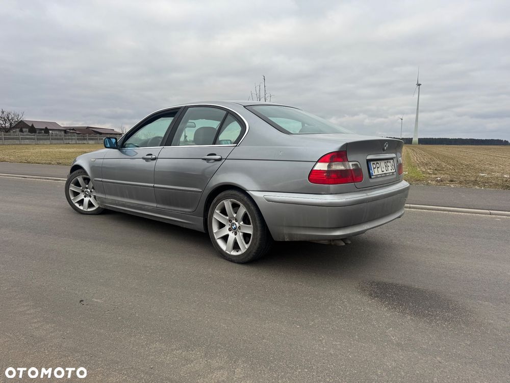 BMW Seria 3 330d - 3