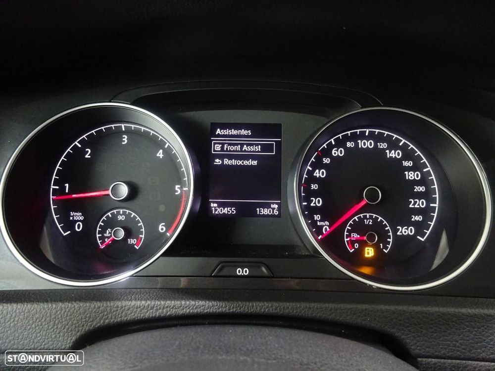 VW Golf Variant 1.6 TDi Confortline - 16