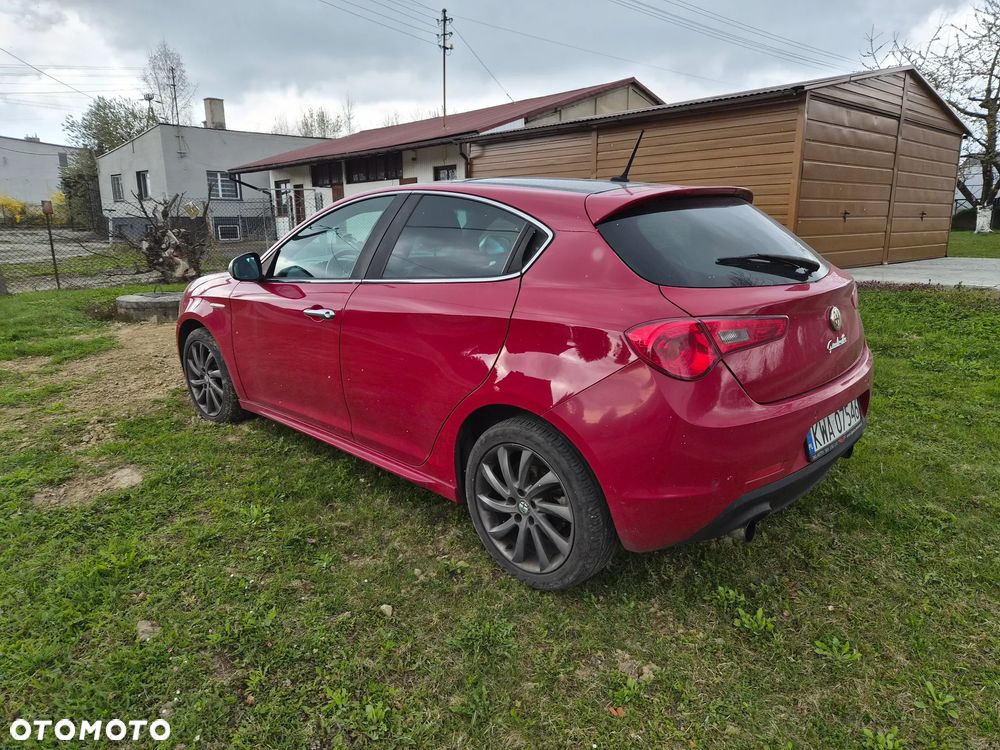 Alfa Romeo Giulietta 2.0 JTDM 16V - 2