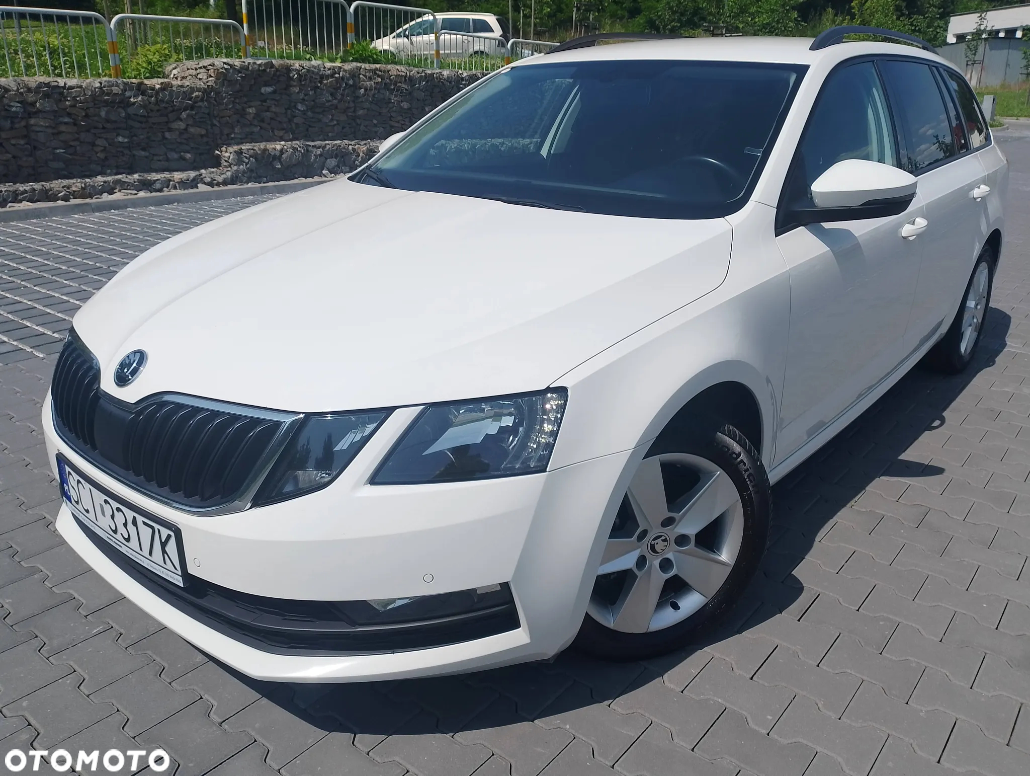 Skoda Octavia 1.5 TSI ACT Ambition - 4