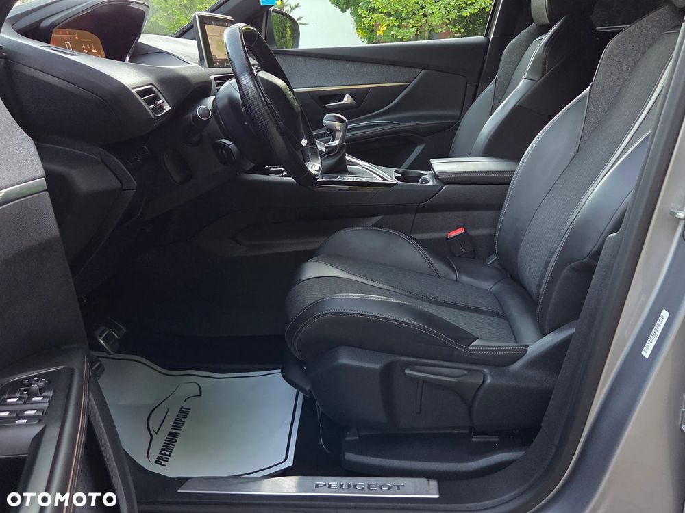 Peugeot 5008 - 18