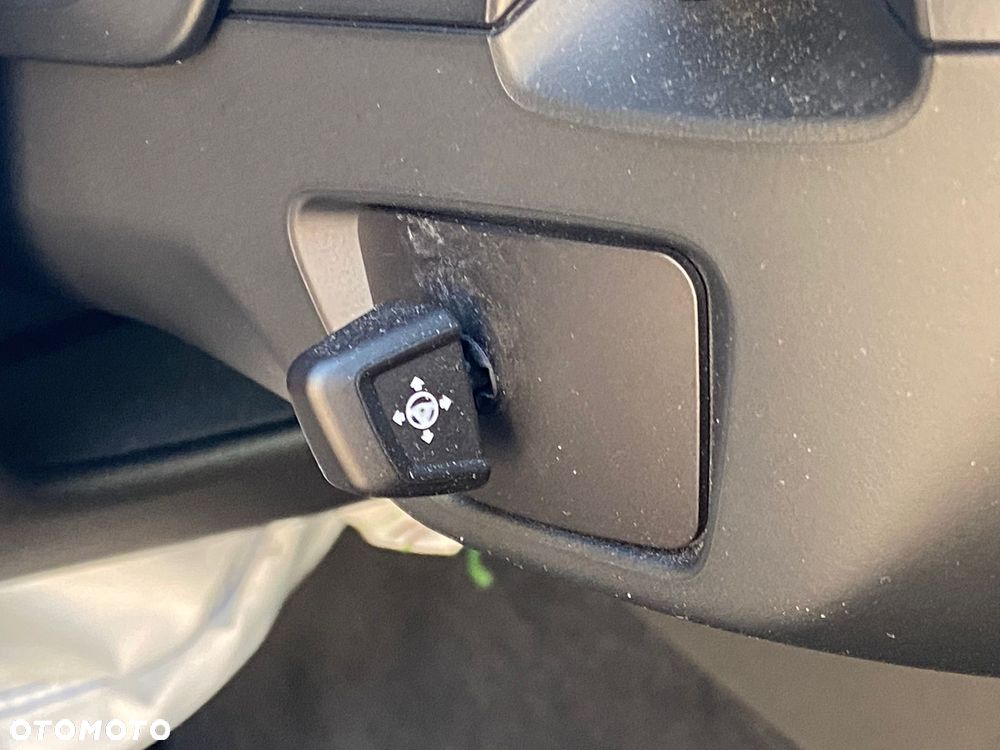 BMW Seria 8 840i xDrive - 16