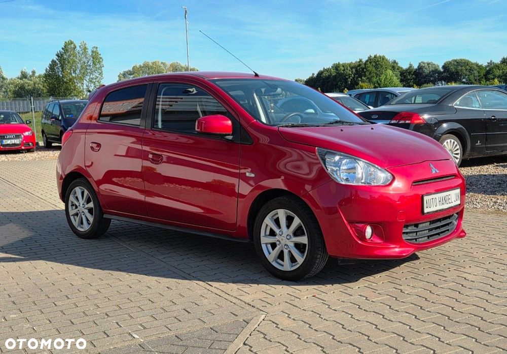 Mitsubishi Space Star - 13