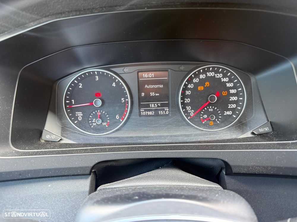VW Caravelle 2.0 TDi BM Comfortline - 26