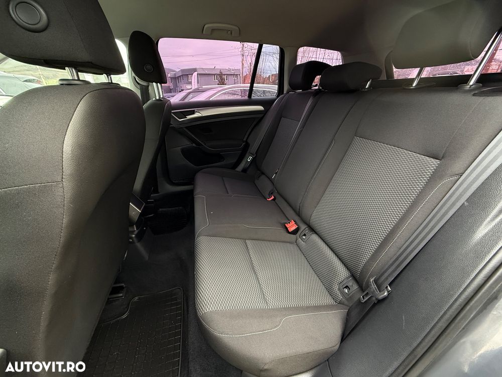 Volkswagen Golf 1.0 TSI (BlueMotion Technology) Comfortline - 18