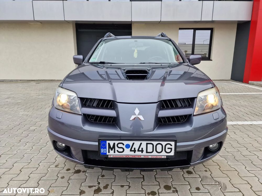 Mitsubishi Outlander 2.0 Turbo 4WD - 27