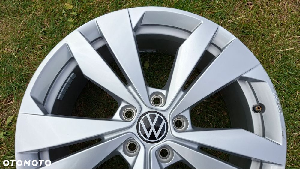 Felga Aluminiowa 18 VW ID3 5x112 ET 50 10A071498 - 4